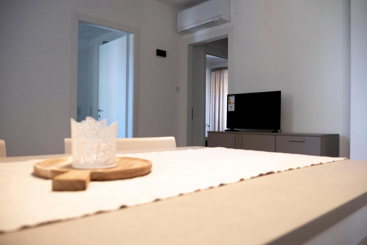 Regi Apartments Pacengo Di Lazise Extérieur photo